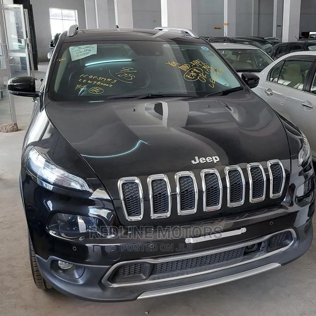 Jeep Grand Cherokee 2016 Black - thumbnail 4