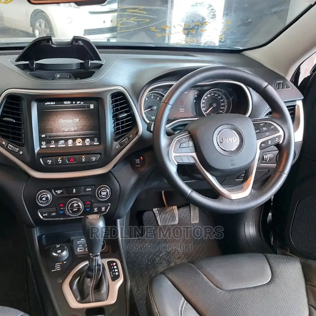 Jeep Grand Cherokee 2016 Black