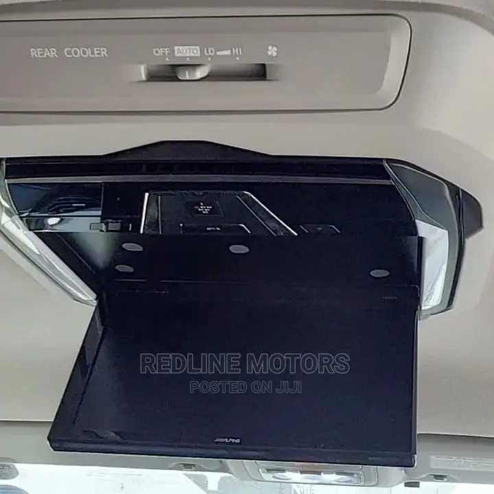 Toyota Voxy 2016 White
