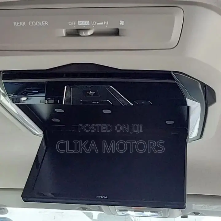 Toyota Voxy 2016 White