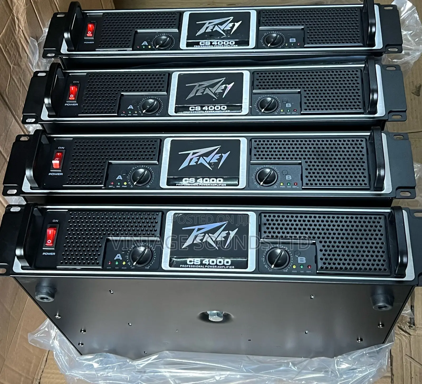 Peavey CS4000-4000 Watt Power Amplifier