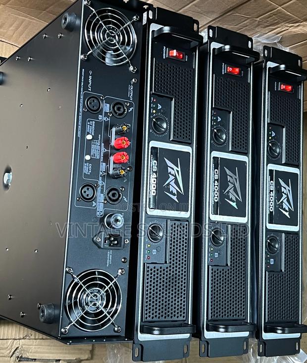 Peavey CS4000-4000 Watt Power Amplifier - thumbnail 2