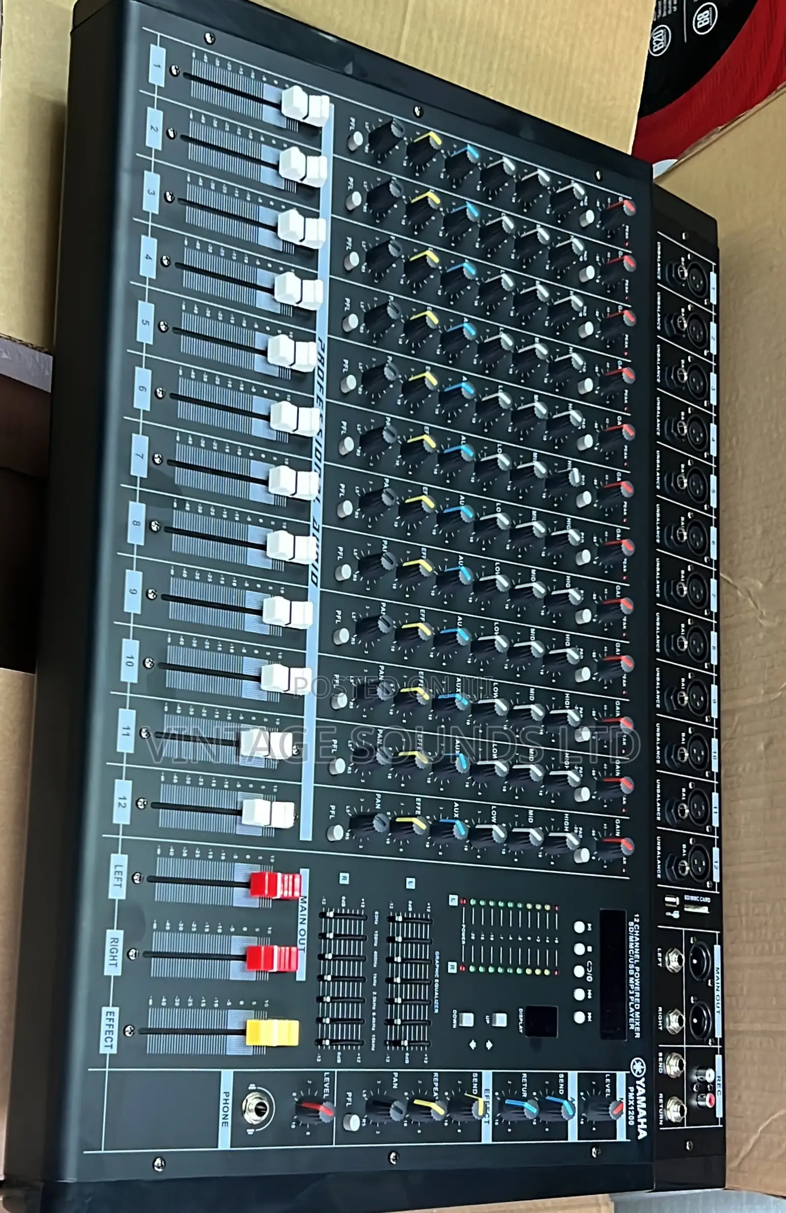 Omax Professional Audio Mixer 12channel