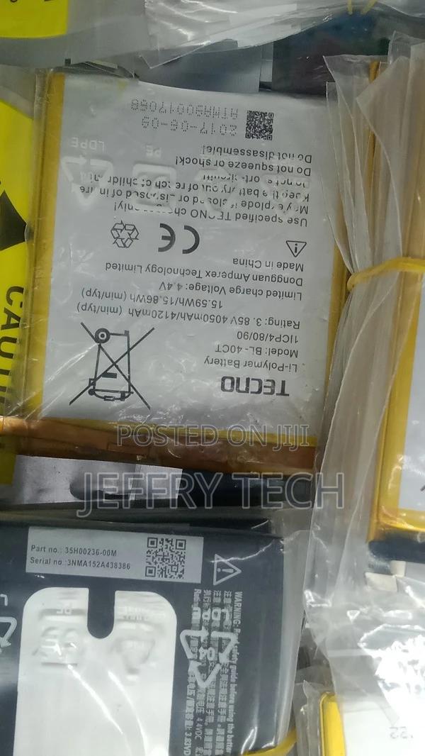 Tecno WXJP (BL-40CT) Battery Replacement - main view