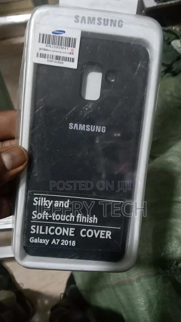 Case for Samsung Galaxy A7 2018 Case Original Liquid Silicon