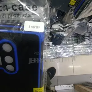 Oneplus 8 Pro 5G Ultra Slim Carbon Fiber Shockproof