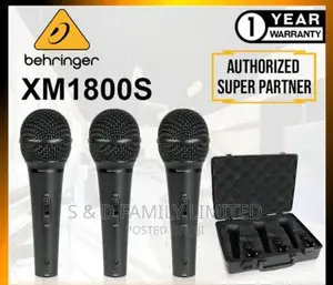 Behringher XM1800S Wire Microphone