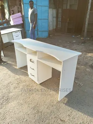 Executive Office Desk 1.8 Mtrs