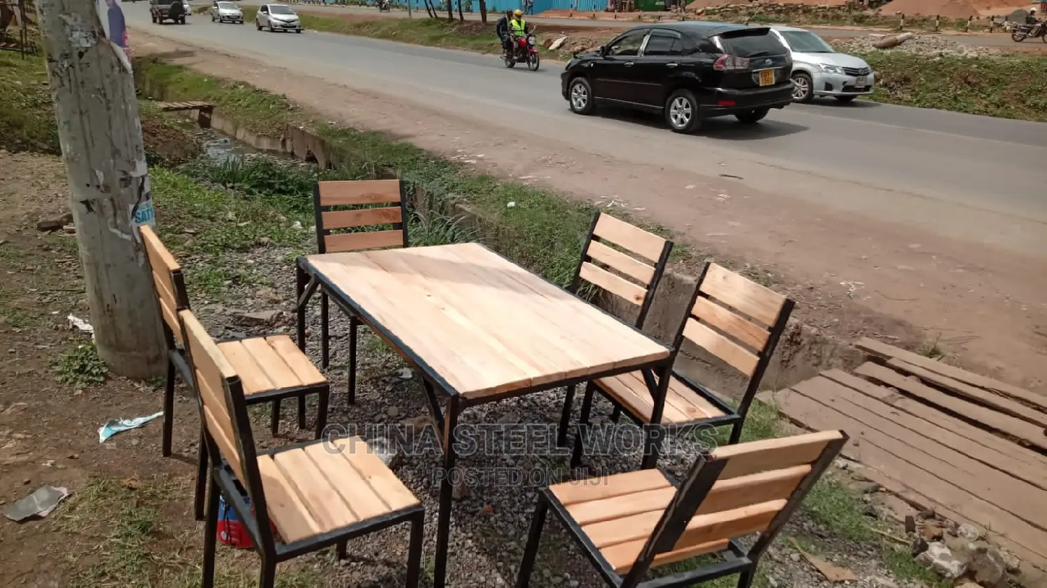 Metalic Dinning Table