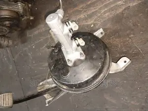 Brake Booster and Master Cylinder Toyota Shark