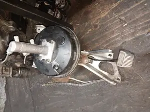 Brake Booster and Master Cylinder Toyota Shark