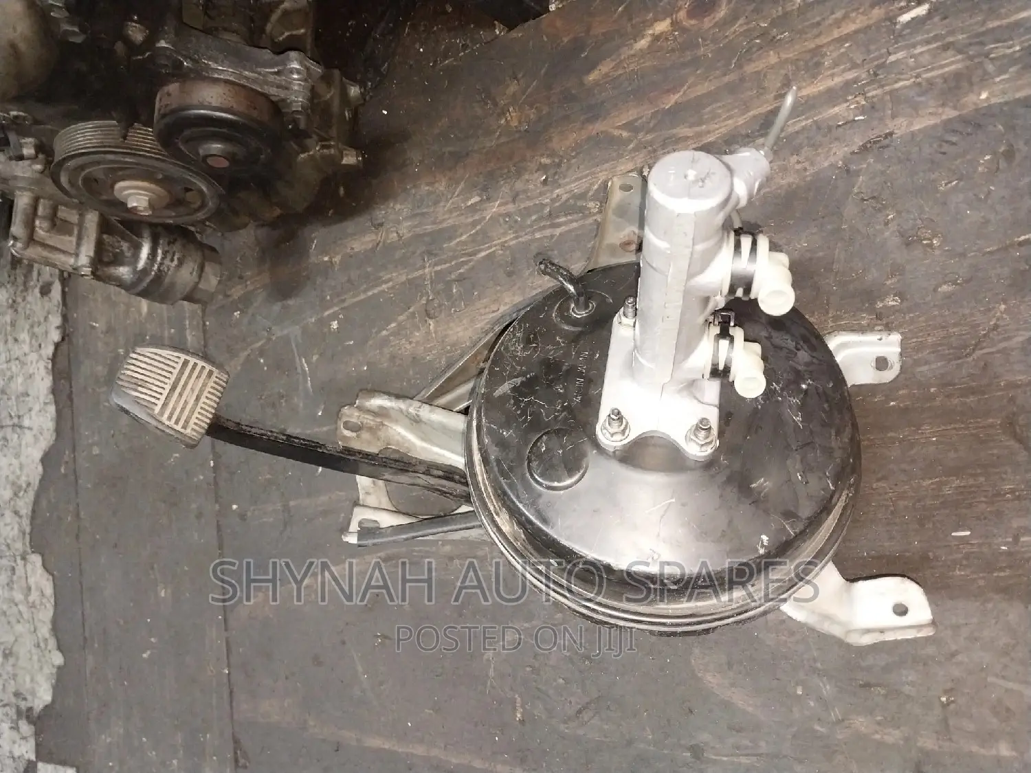 Brake Booster and Master Cylinder Toyota Shark