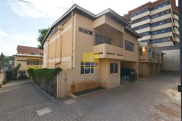 Furnished 9bdrm Maisonette in Parklands/Highridge for Sale