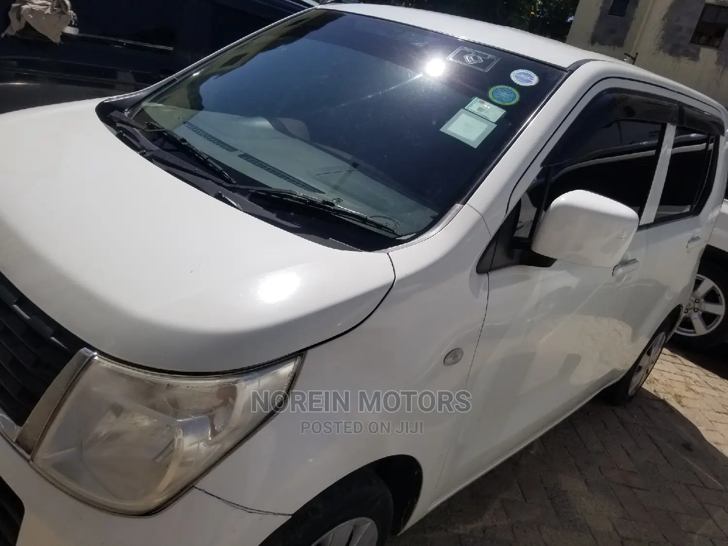 Suzuki Wagon 2014 White