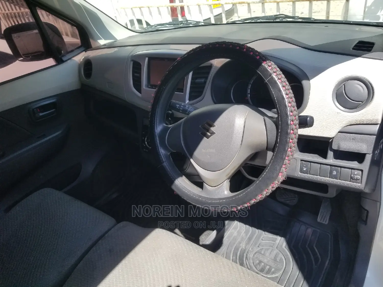 Suzuki Wagon 2014 White