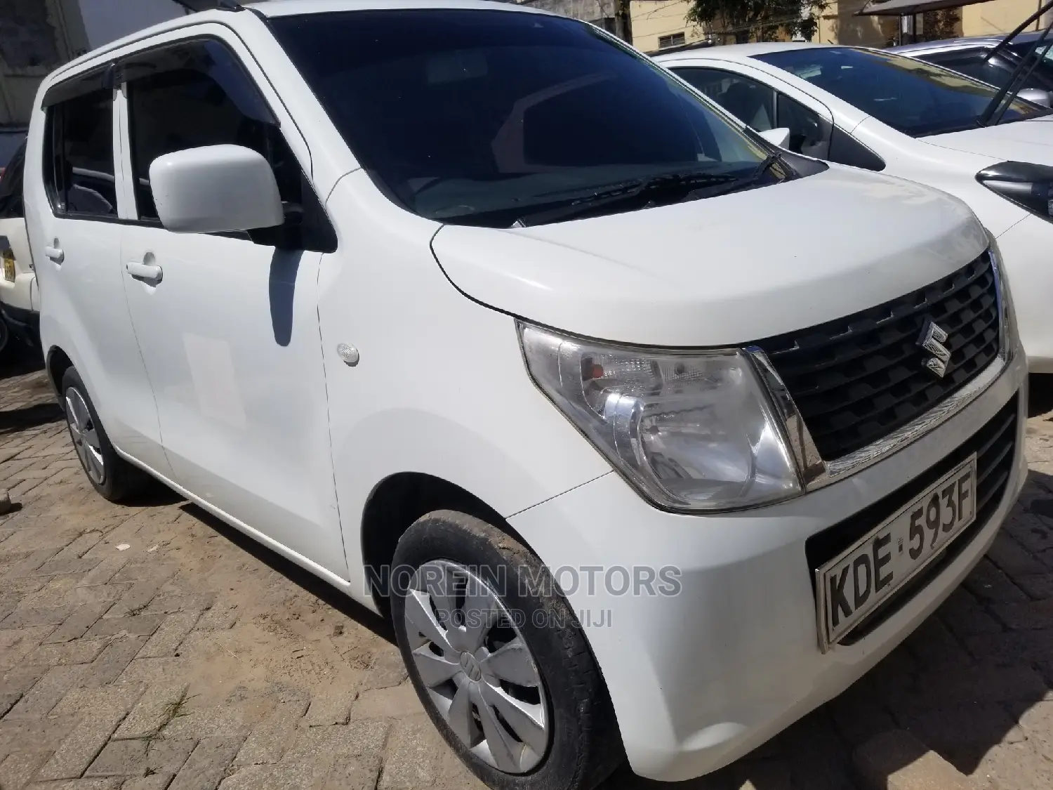 Suzuki Wagon 2014 White
