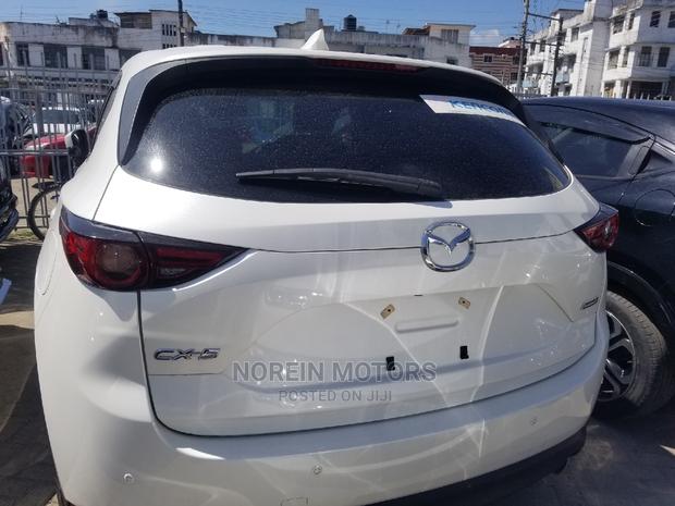 Mazda CX-5 Touring AWD 2017 White - thumbnail 4