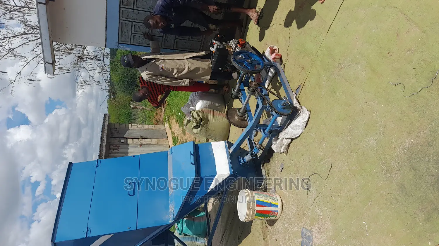 Feed Mixer