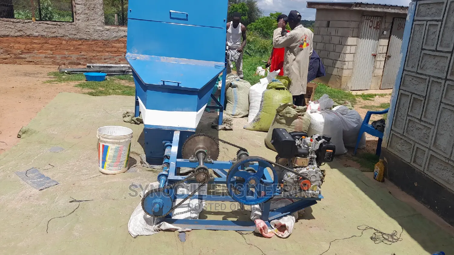 Feed Mixer