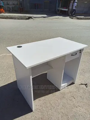Executive Morden Office Desk