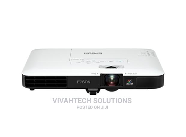 Epson Eb-1780w Ultra-Mobile Hd-Ready Projector - thumbnail 3