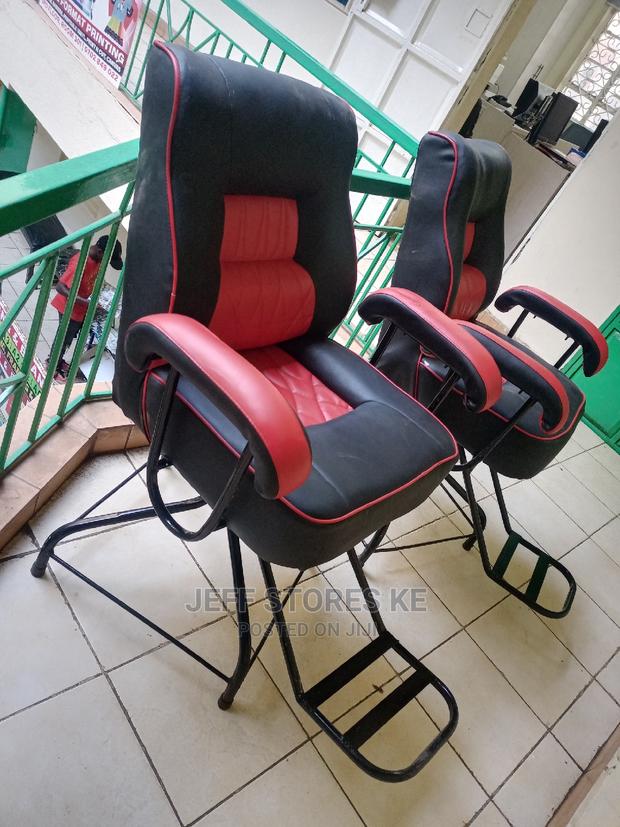 Local Made Simple Barber Seat - main view