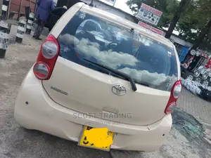 Toyota Passo 2012 Rear Windscreen