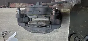 Front Brake Cariper 200 Series