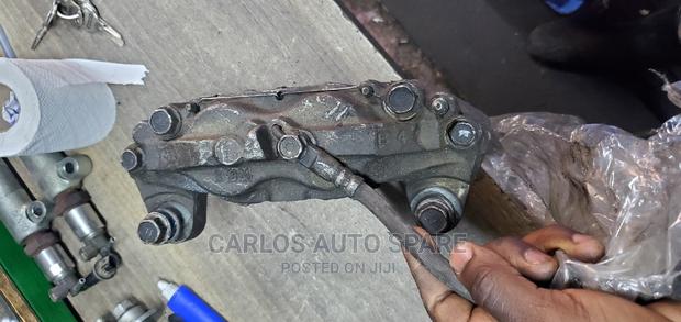 Front Brake Cariper 200 Series
