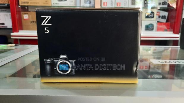 Nikon Z5 Mirrorless Camera - thumbnail 2