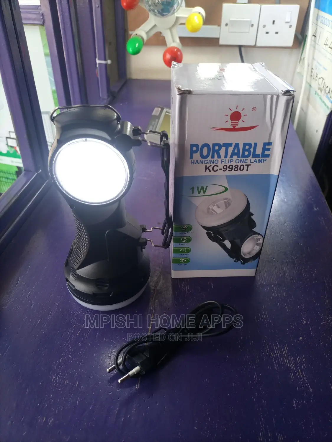 Portable Hanging Flip One Lamp