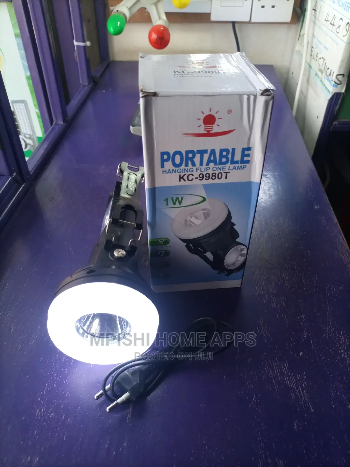 Portable Hanging Flip One Lamp