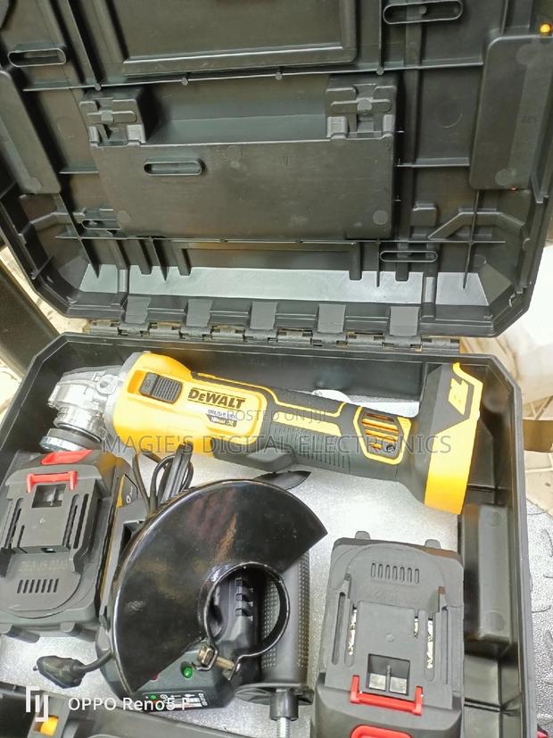 Cordless Grinder Dewalt