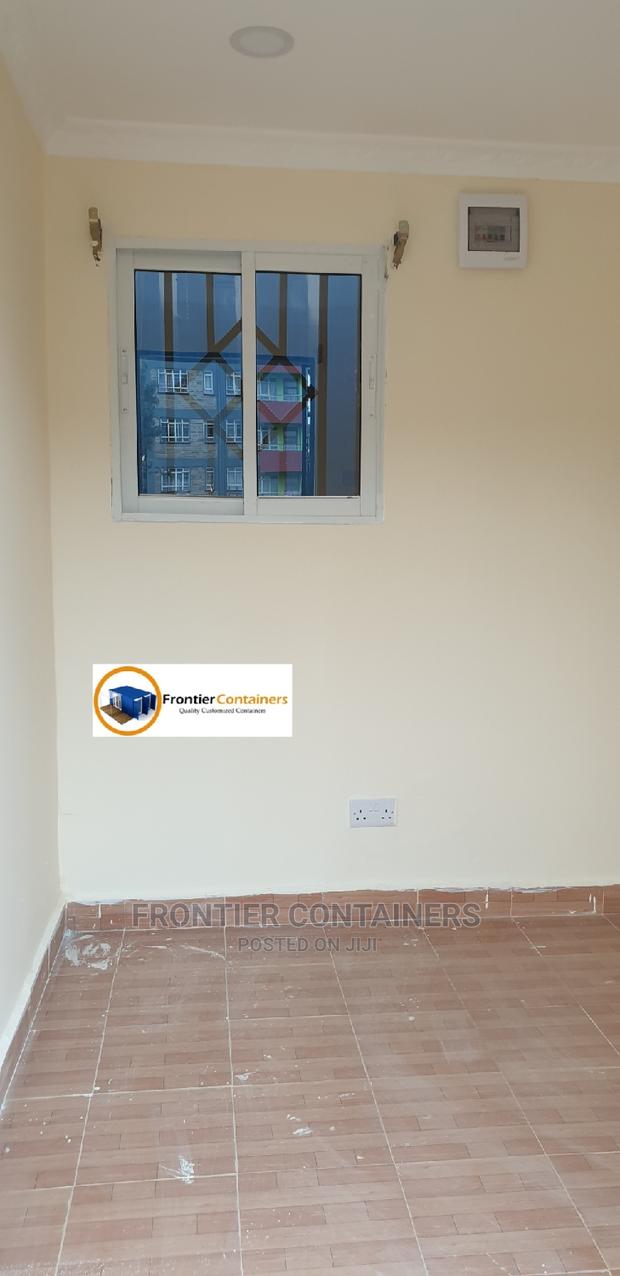 20ft Office and Workstation - thumbnail 5