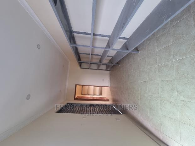 40ft Office With Storage Shelves - thumbnail 4