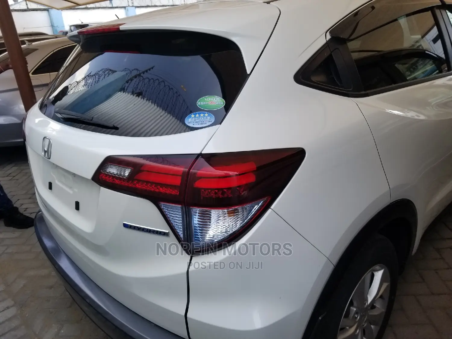 Honda Vezel 1.5 4WD 2015 White