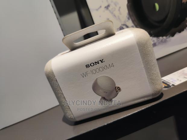 Sony WF-1000XM4(New) - main view