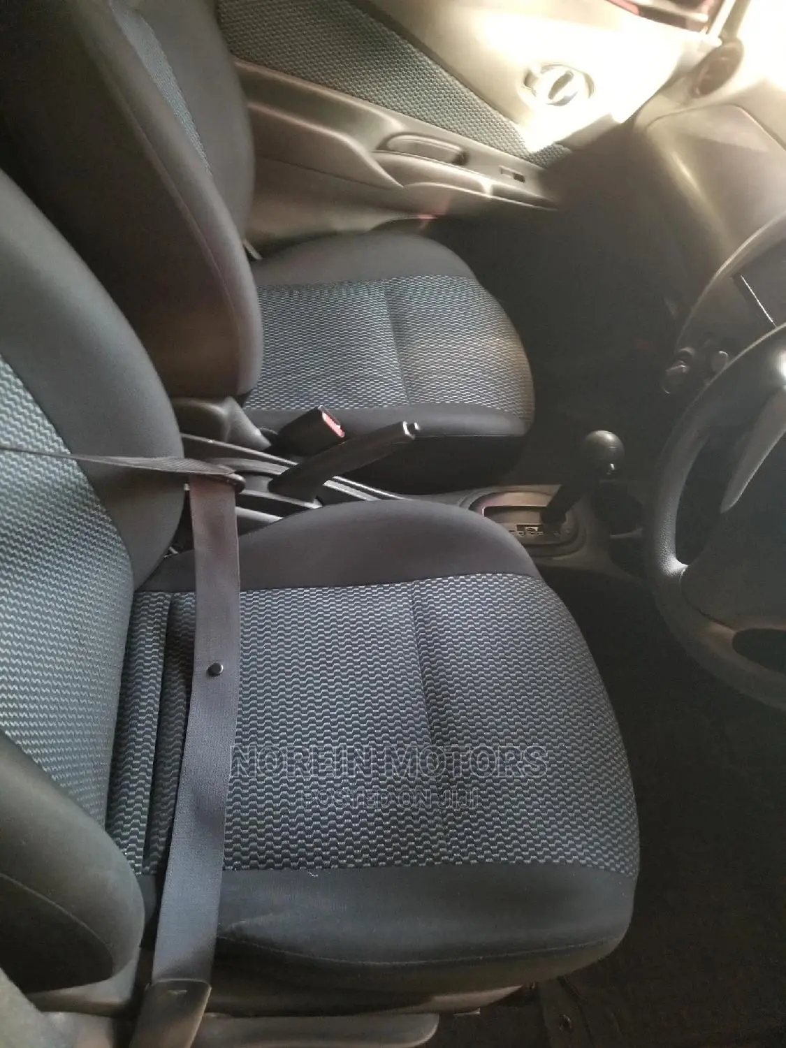 Nissan Note 1.6 Petrol 2014 Black