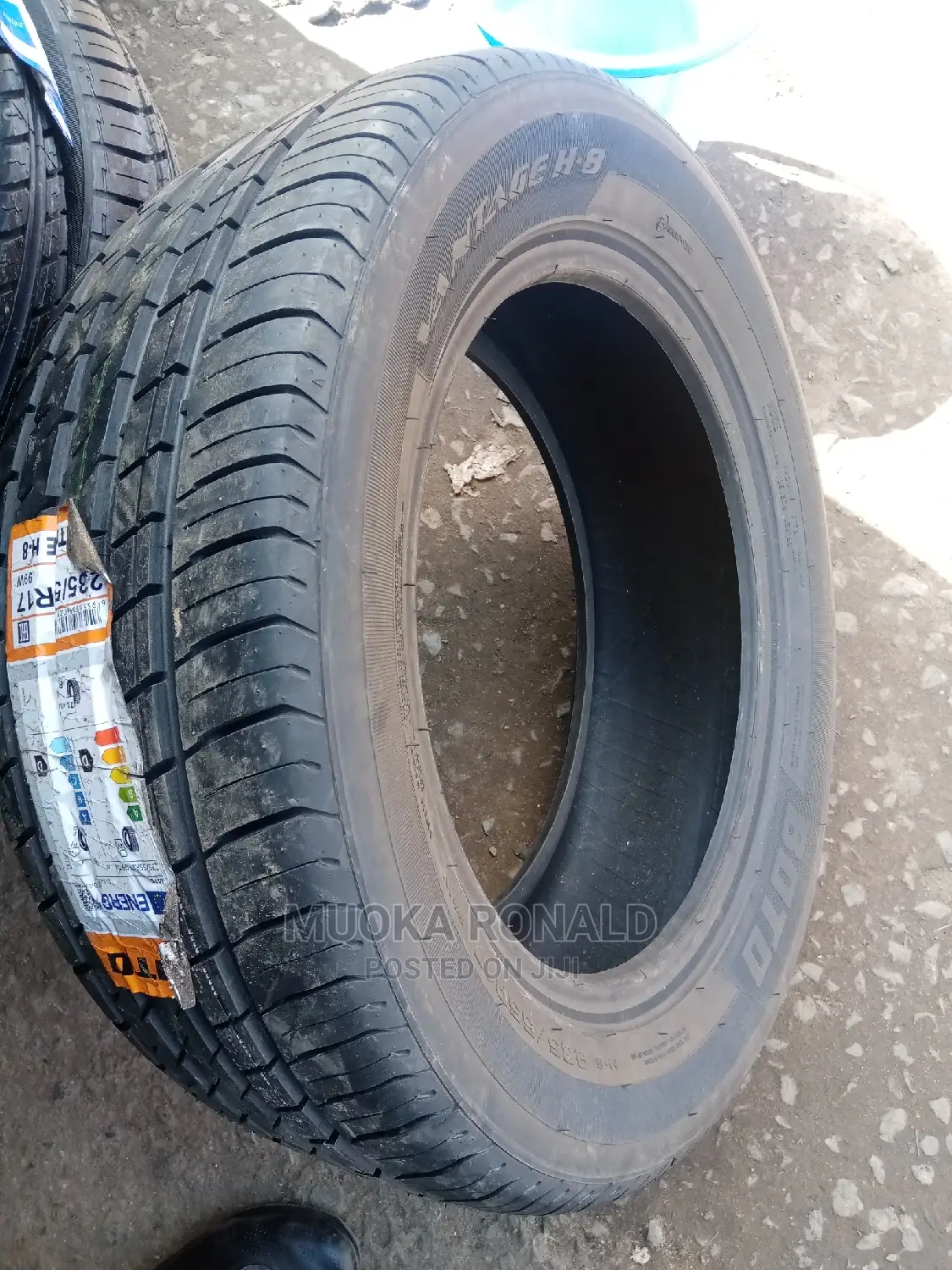 235/55r17 Boto Tyre