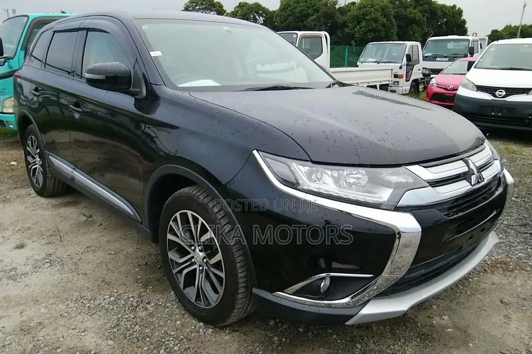 Mitsubishi Outlander 2016 Black
