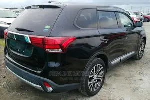 Mitsubishi Outlander 2016 Black