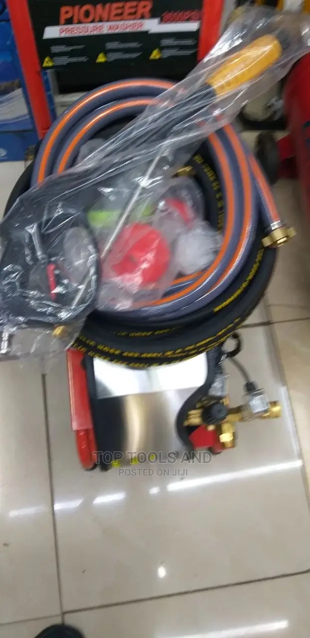 Pioneer 2700 PSI Car Wash