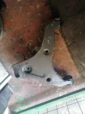L200 Control Arm