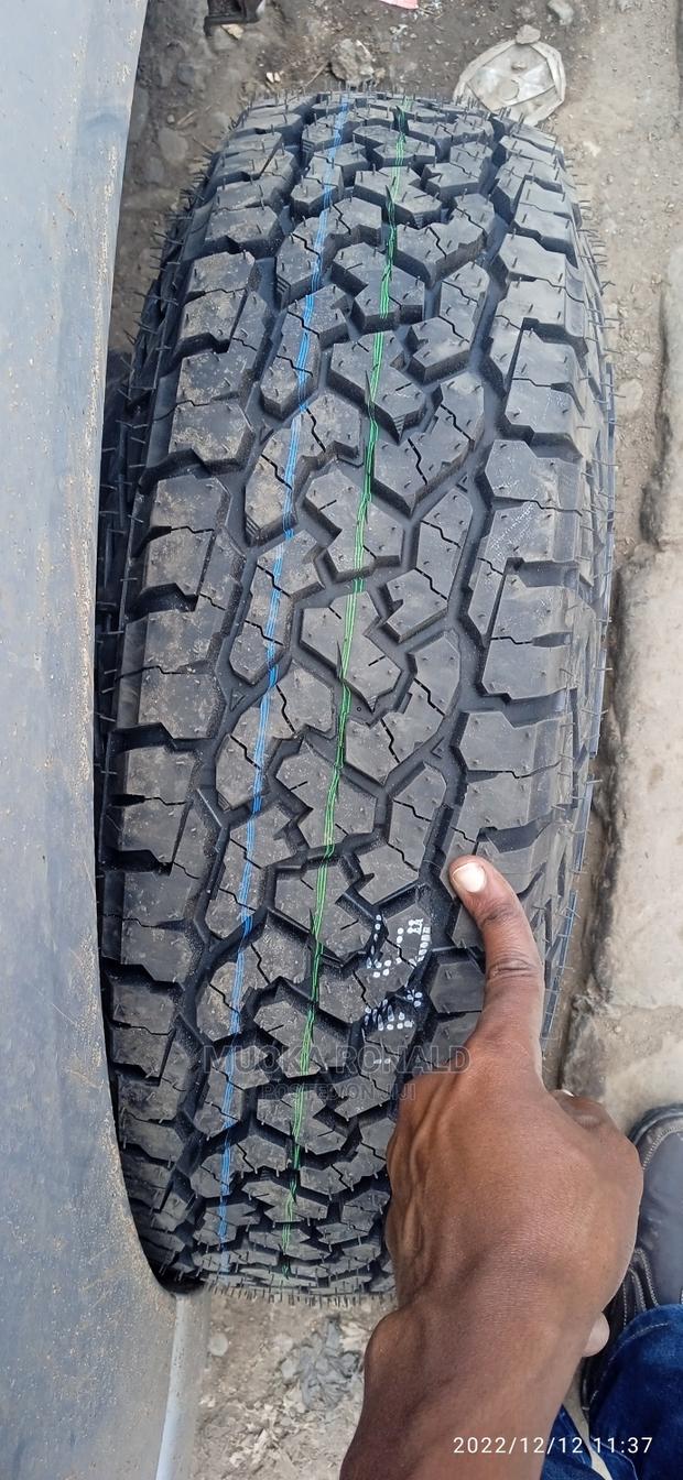 195R15C Comforser Tyre A/T