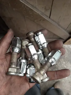 Subaru Wheel Stud and Nuts