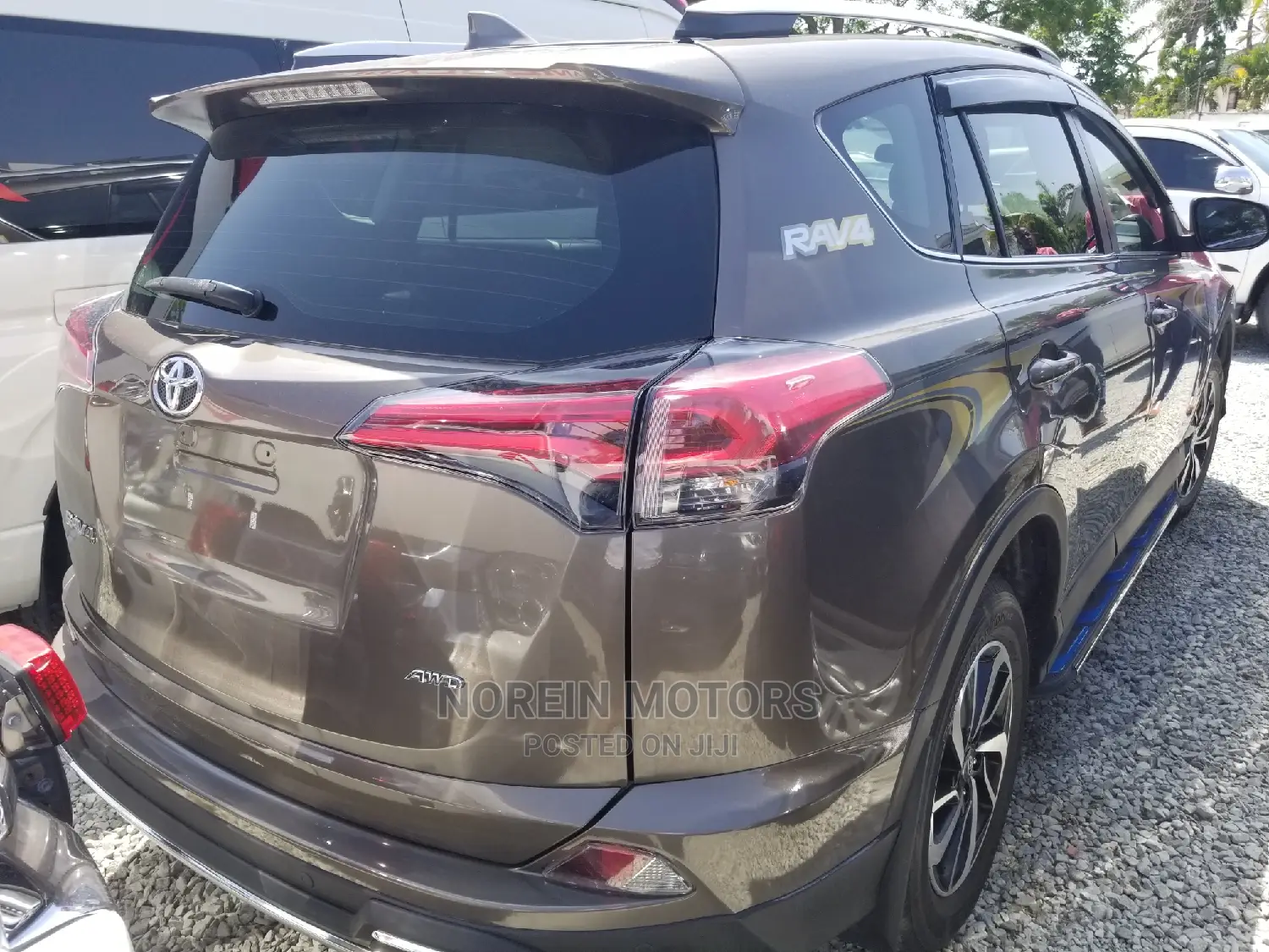 Toyota RAV4 SE AWD (2.5L 4cyl 6A) 2016 Gray