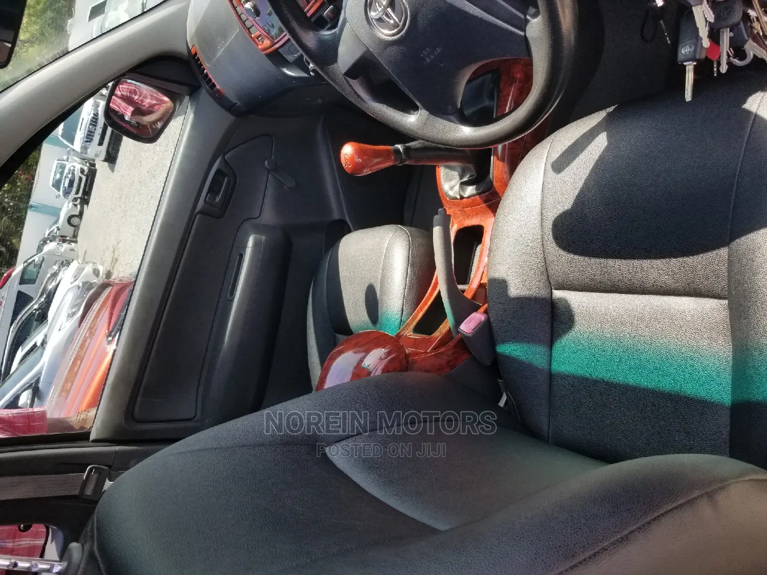Toyota Hilux SR 4x4 2015 Gray