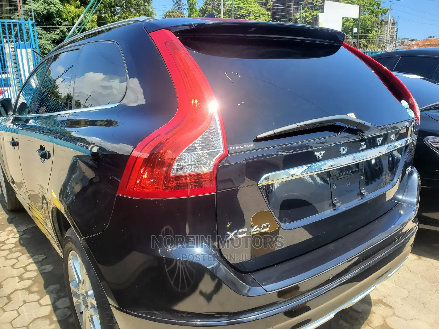 Volvo XC60 2015 Matt Black
