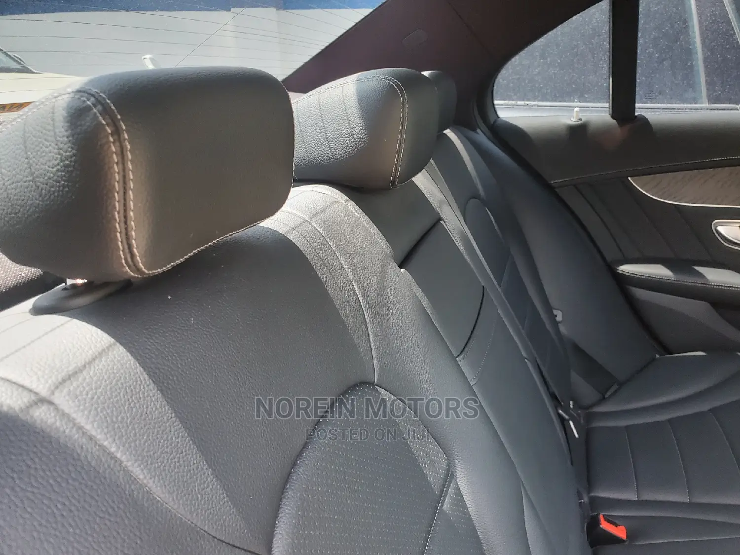 Mercedes-Benz C250 2015 Matt Black