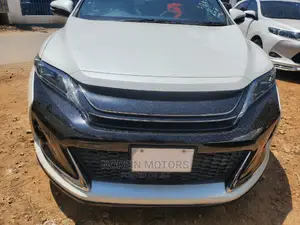 Toyota Harrier 2016 Off White